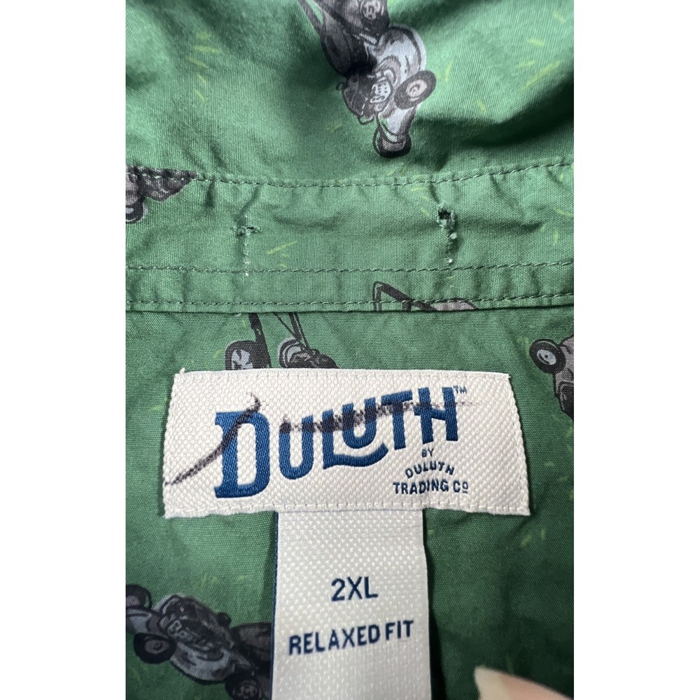 Duluth Trading Shirt Mens XXL 2XL Green Untucked Lawn Mower Print See All Pics - Picture 3 of 15